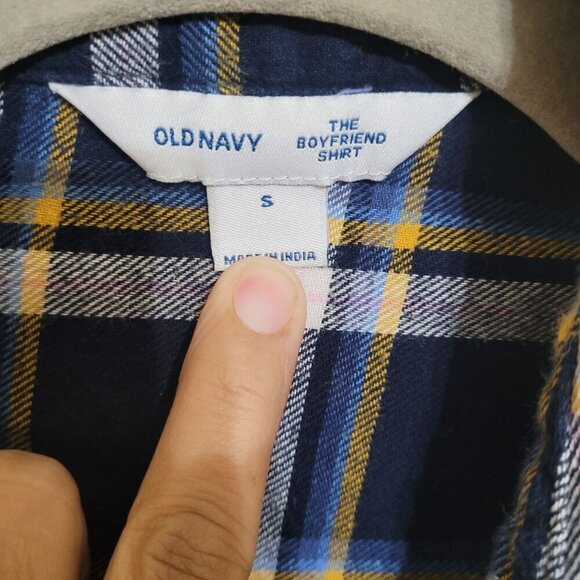 Old‎ Navy Womens Boyfriend Plaid Shirt S Blue & Yellow Flannel Top - Picture 3 of 7